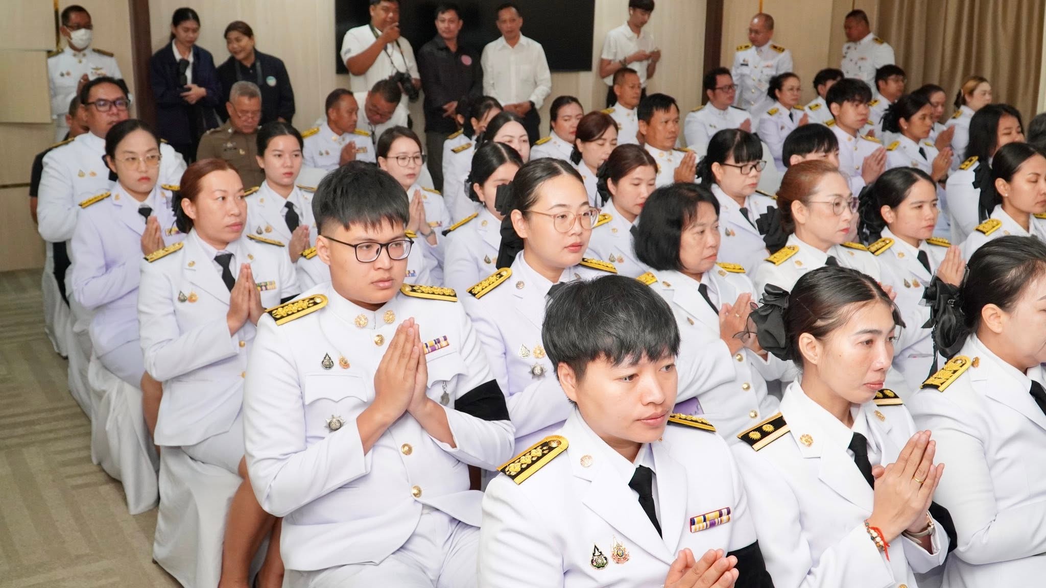 title - วันที่ 26 มิถุนายน 2569 นายวิทูล ประดิษฐบุญ ปฏิรูปที่ดินจังหวัดปราจีนบุรี มอบหมายให้  ข้าราชการ และเจ้าหน้าที่ ส.ป.ก.ปราจีนบุรี ร่วมพิธี เจริญพระพุทธมนต์และทำบุญตักบาตร ถวายพระกุศล เนื่องในโอกาสฉลองพระชนมายุ 99 พรรษา สมเด็จพระสังฆราช 